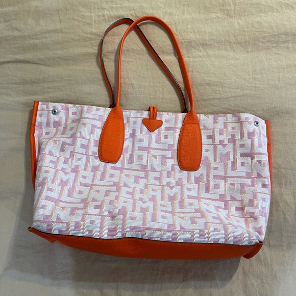 Authentic Longchamp tote - Picture 5 of 15